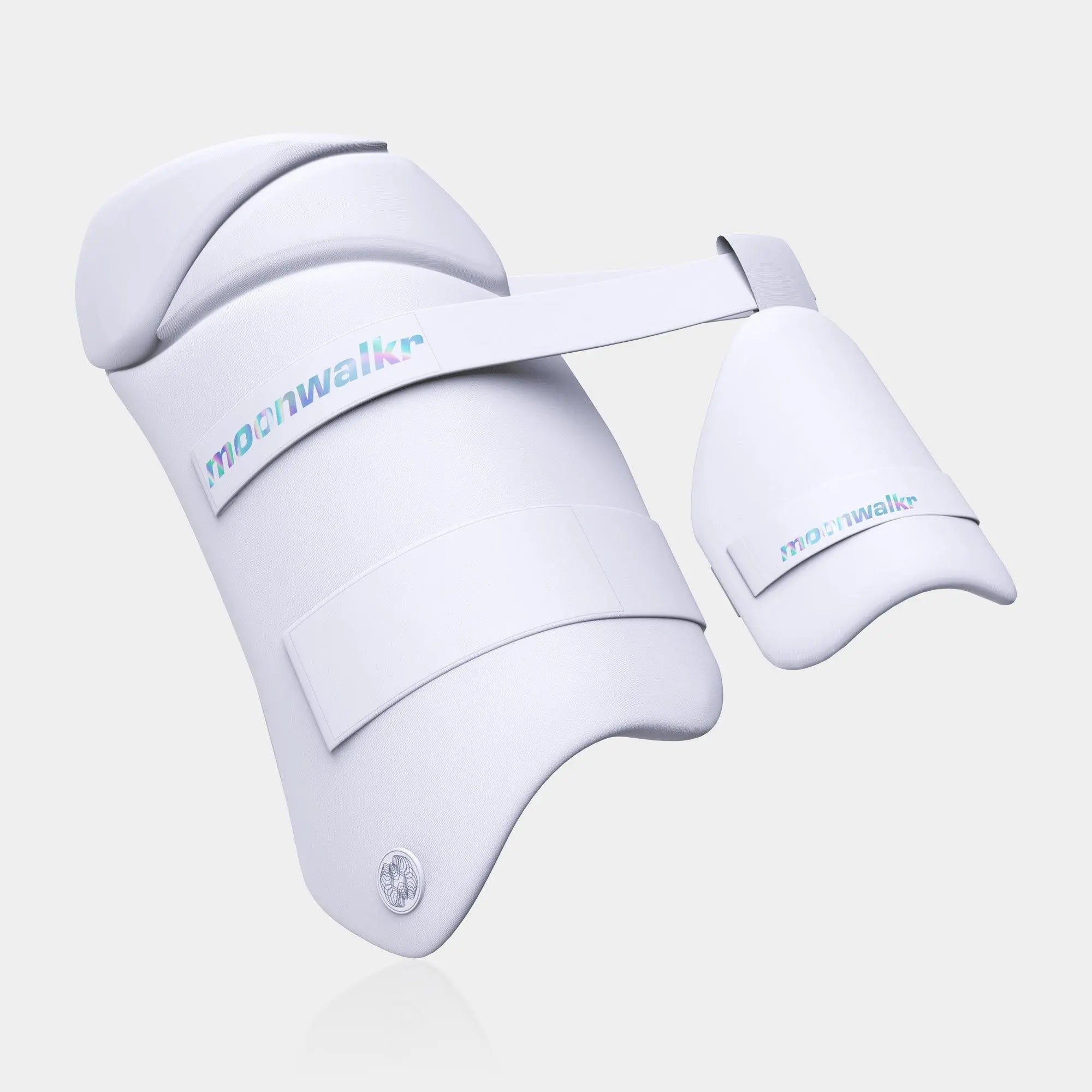 https://cdn.shopify.com/s/files/1/0621/7220/1206/products/Thigh-Guards-2.0-moonwalkrindia-43040211.jpg?v=1746679083