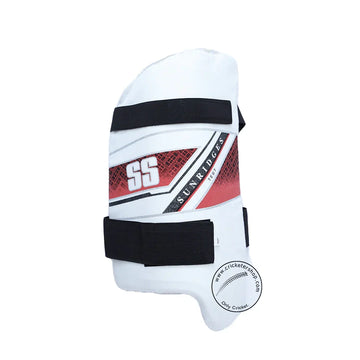 https://cdn.shopify.com/s/files/1/0646/3222/5972/files/ss-thigh-guards-for-right-handed-batsman-adult-ss-test-cricket-batting-thigh-guard-38290326192308.webp?v=1745772832